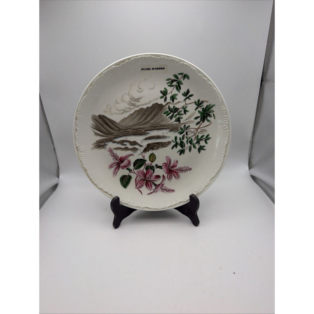 Wedgwood Pearl Harbor Limited Edition Bone China Plate England Detor Jewelers